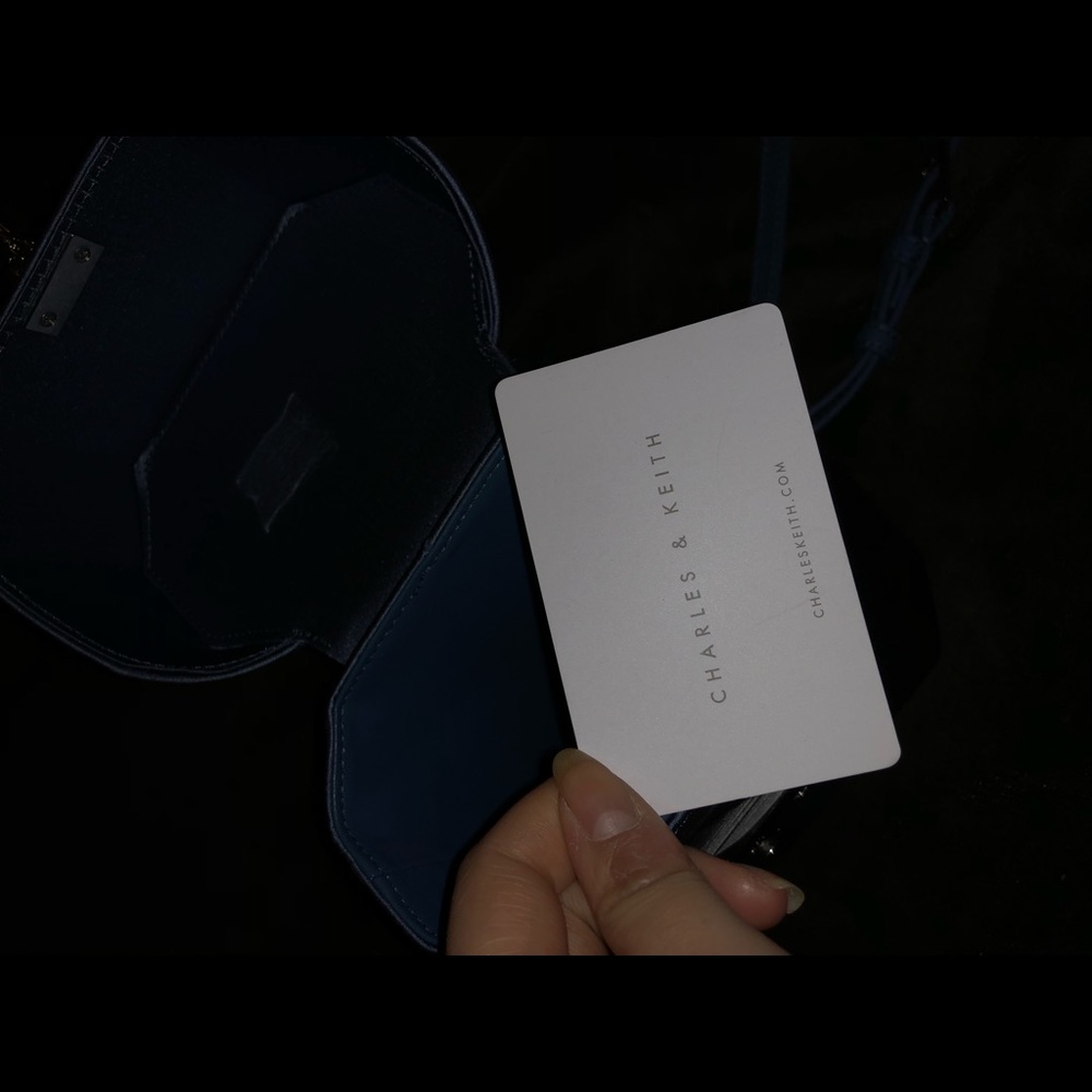 Charles&Keith - Picture 5 of 5